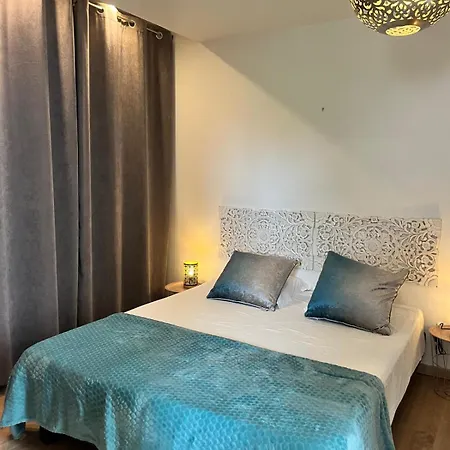 Affittacamere L'annexe Du Chateau De Genix *