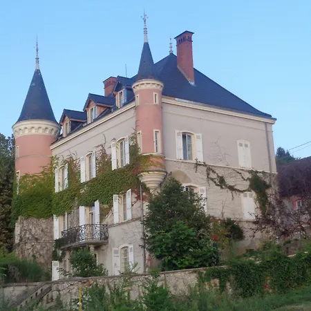 L'annexe Du Chateau De Genix * Saint-Genix-sur-Guiers