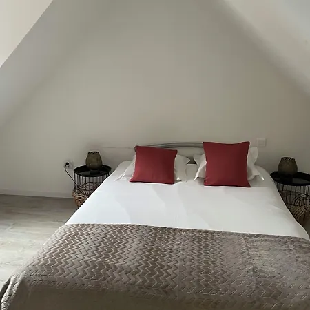 Pensjonat L'annexe Du Chateau De Genix